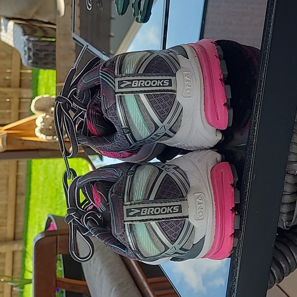 Ravenna 7 Brooks Athletic Shoes, W Sz 7 - Picture 7 of 9